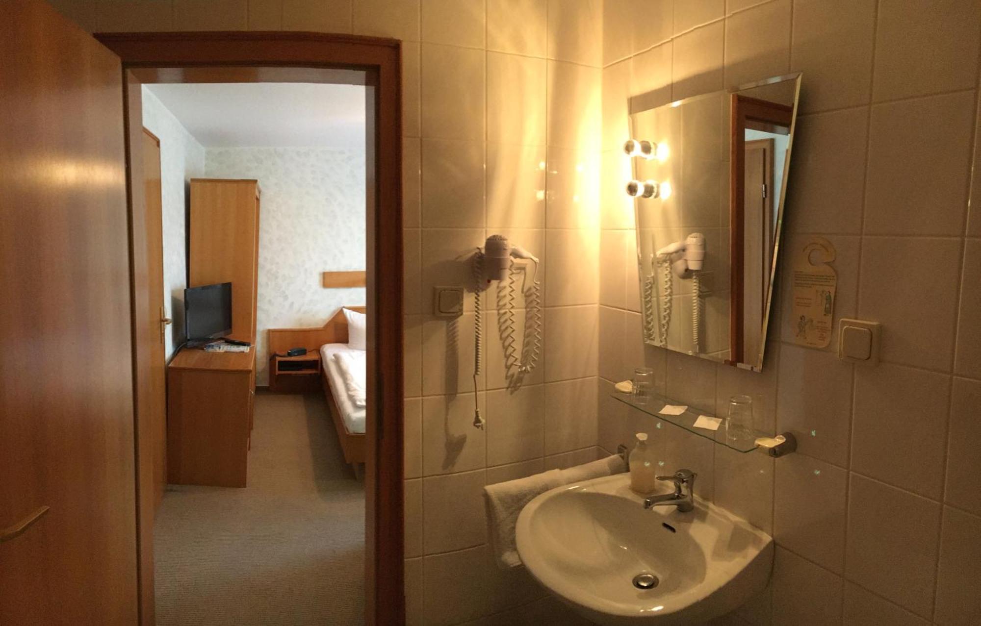 Kastanienhof Garni 3*