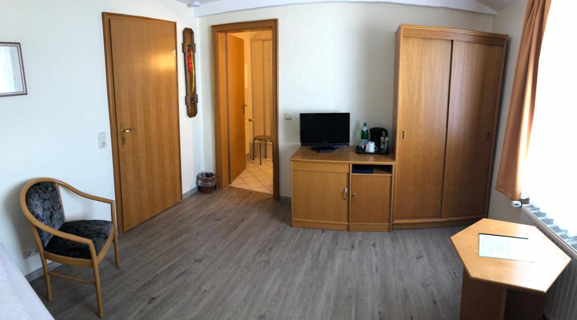 Kastanienhof Garni Hotel
